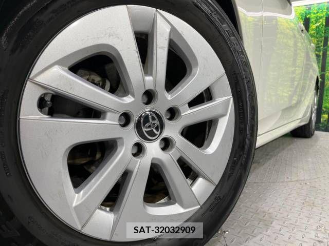 Toyota PRIUS 2016-05 281924-13