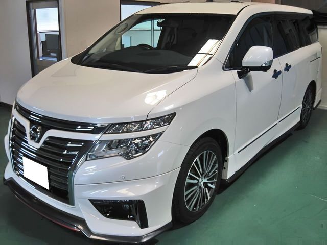 Nissan ELGRAND 2017-06 3230-2
