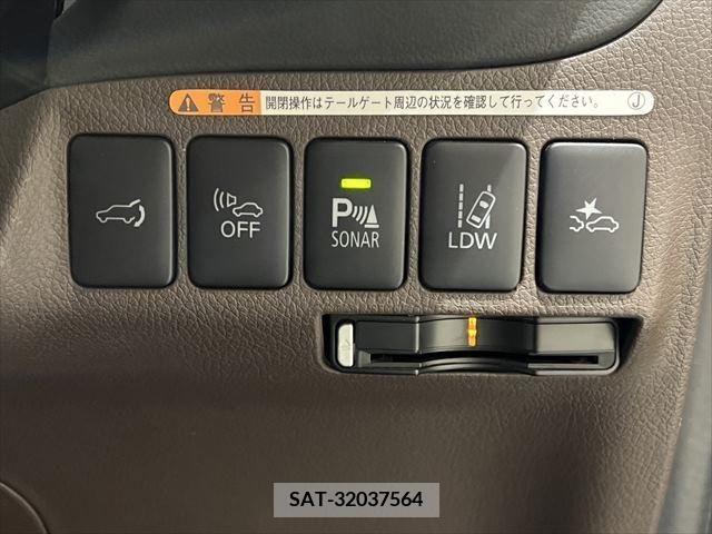 Mitsubishi OUTLANDER PHEV 2015-08 303536-6