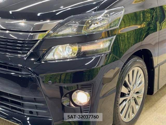 Toyota VELLFIRE 2014-07 381491-13
