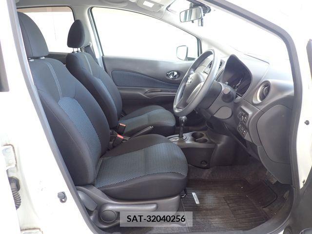 Nissan NOTE 2016-09 349961-7