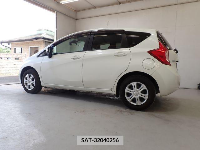 Nissan NOTE 2016-09 349961-6