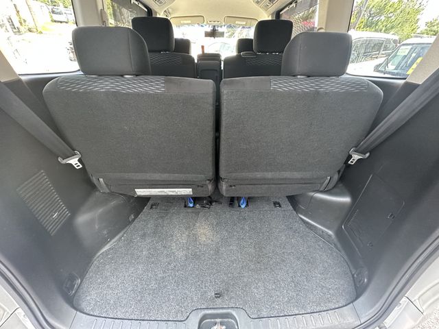 Nissan SERENA 2014-03 22998-11