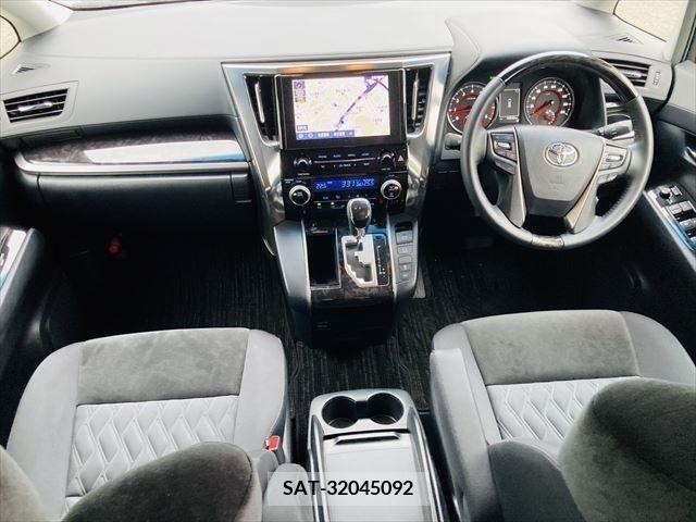 Toyota VELLFIRE 2021-04 288159-18
