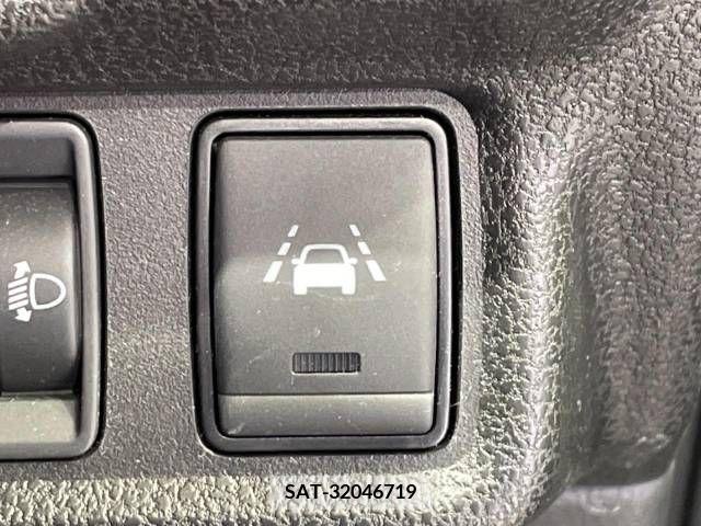 Nissan NOTE 2019-05 280145-4