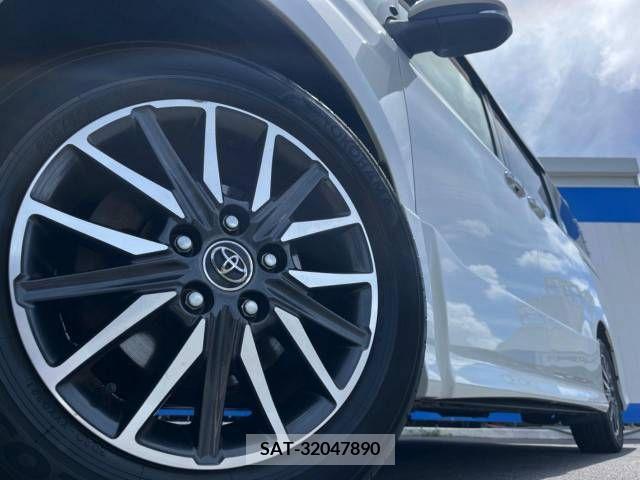 Toyota VOXY 2014-04 370354-14