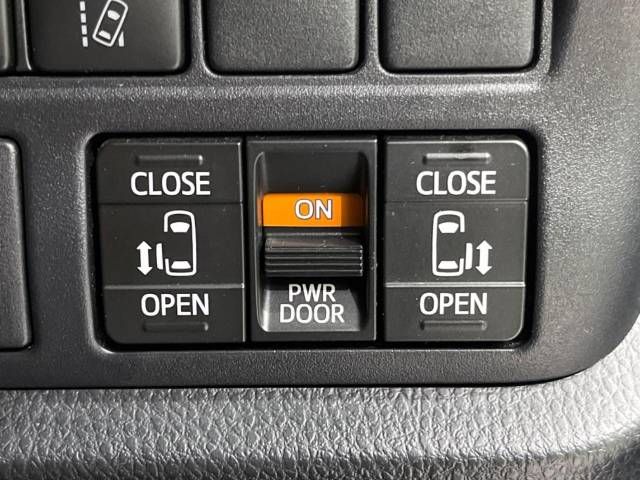 Toyota VOXY 2019-09 184928-5
