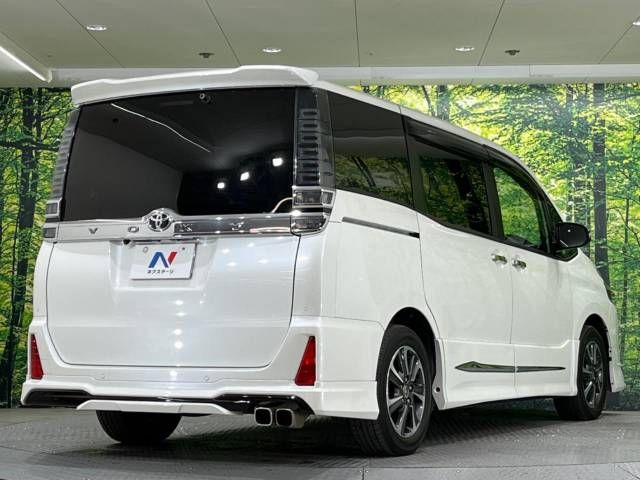Toyota VOXY 2019-09 184928-19