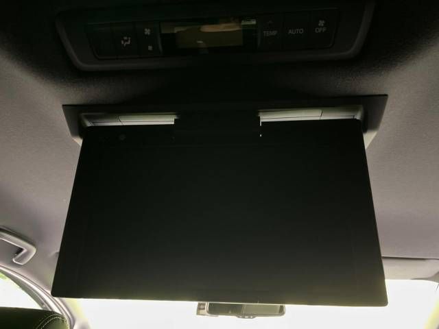 Toyota VOXY 2019-09 184928-6