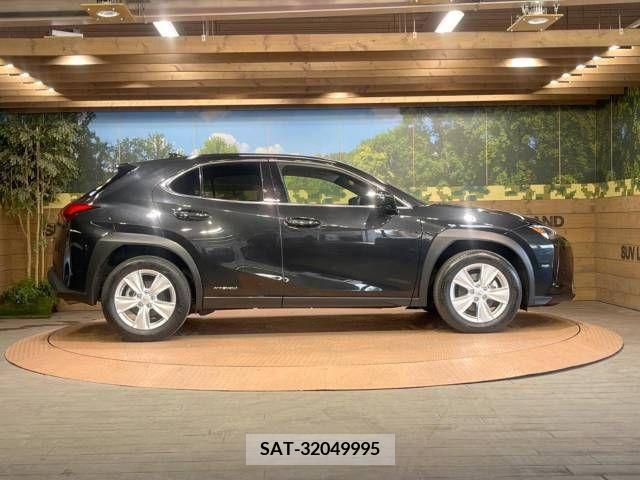Lexus UX 2020-03 275927-19