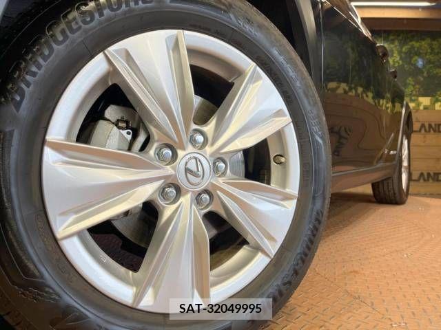 Lexus UX 2020-03 275927-16