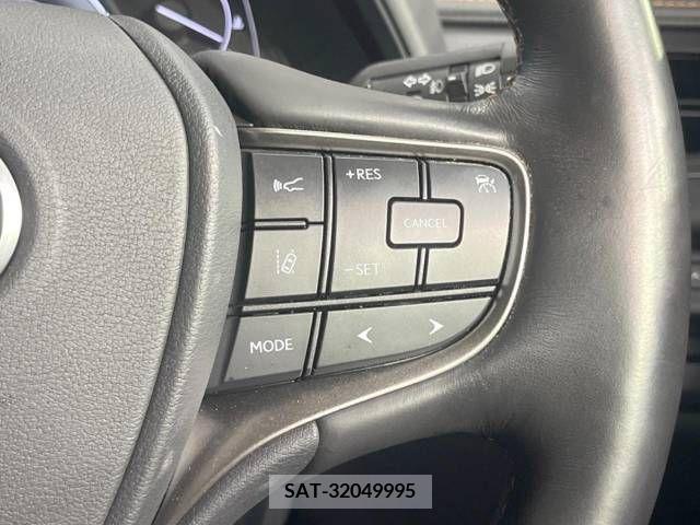 Lexus UX 2020-03 275927-4