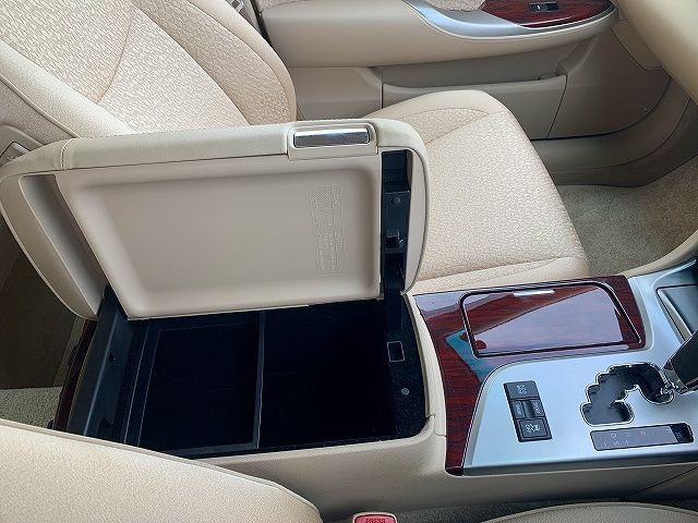 Toyota CROWN SEDAN 2011-02 17005-15