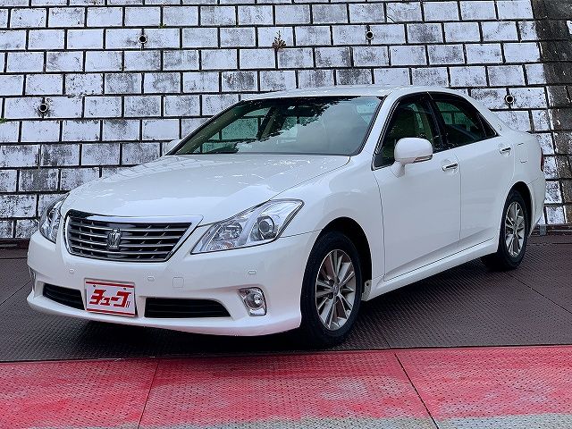 Toyota CROWN SEDAN 2011-02 17005-0