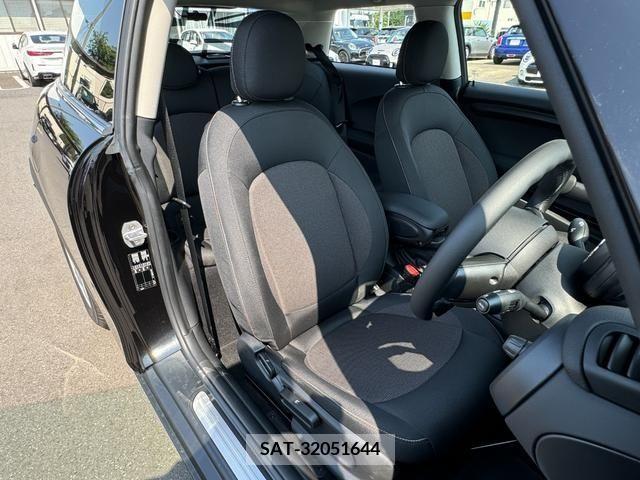Bmw MINI 2019-02 336340-18