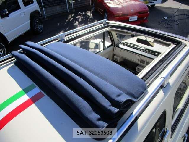 Nissan PAO 1989-09 224081-18