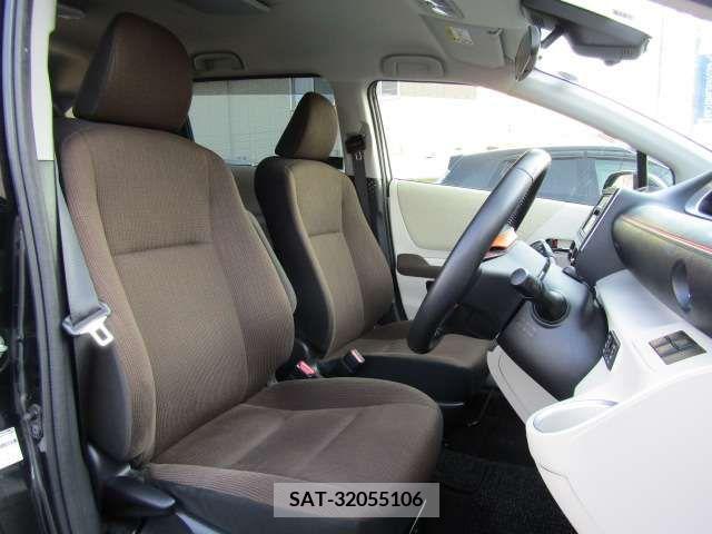 Toyota SIENTA 2015-07 222311-17