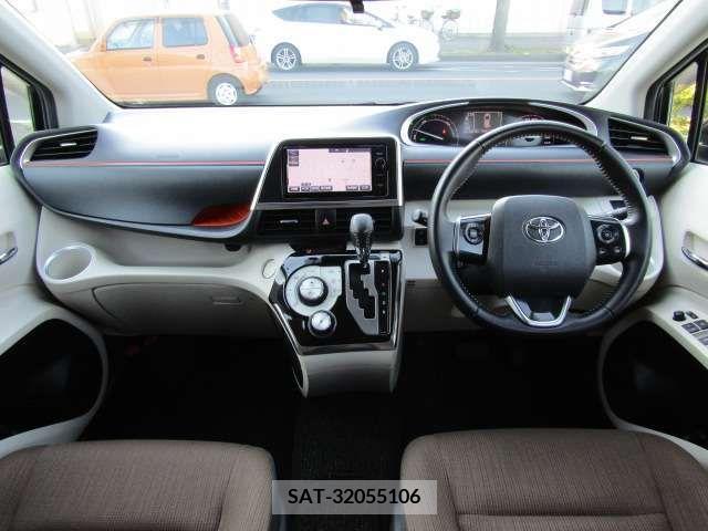 Toyota SIENTA 2015-07 222311-16