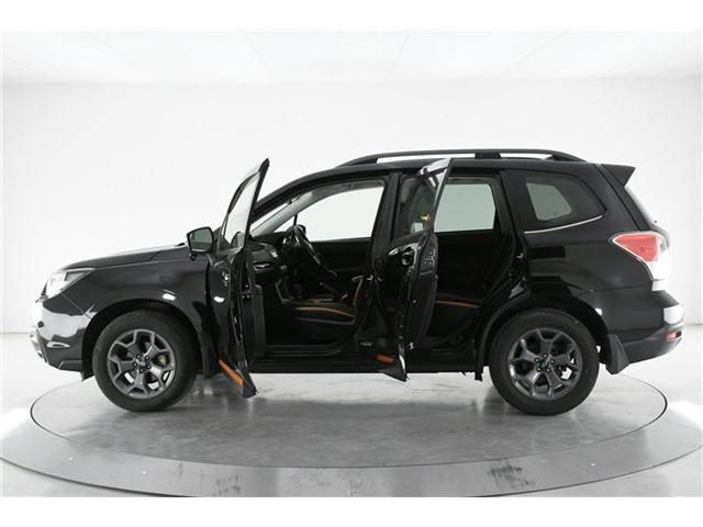 Subaru FORESTER 2017-08 17673-4