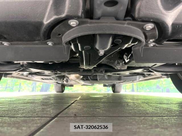 Toyota VOXY 2020-01 384660-19