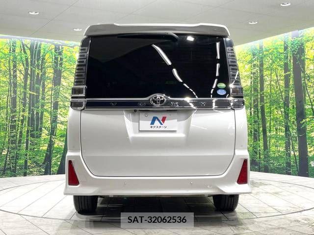 Toyota VOXY 2020-01 384660-15