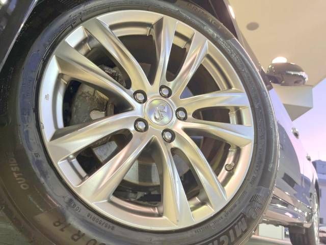 Nissan FUGA 2015-03 12706-15