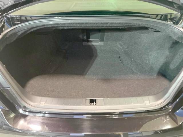 Nissan FUGA 2015-03 12706-12