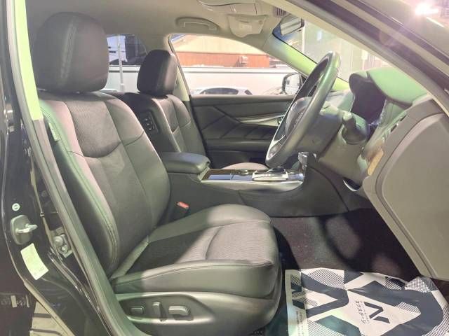 Nissan FUGA 2015-03 12706-10