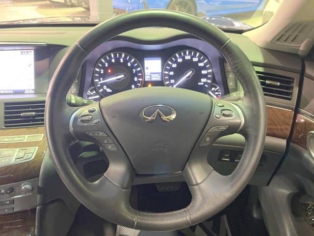 Nissan FUGA 2015-03 12706-13