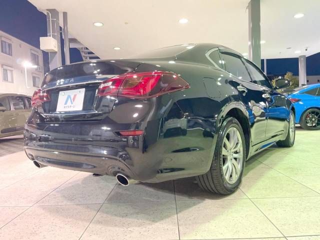 Nissan FUGA 2015-03 12706-19