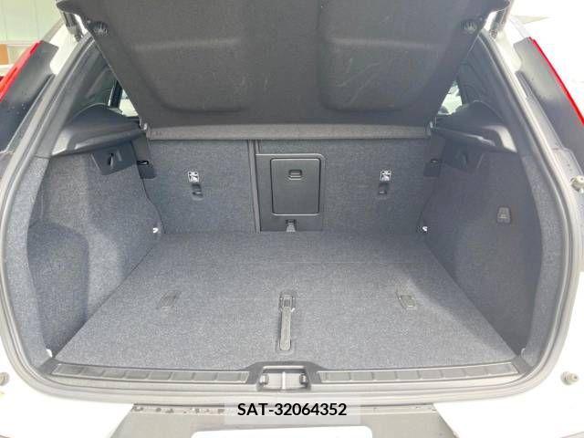 Volvo XC40 2021-03 288797-13