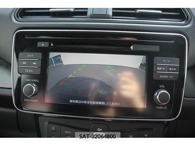 Nissan LEAF 2018-08 205203-2