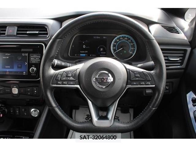 Nissan LEAF 2018-08 205203-16