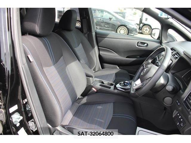 Nissan LEAF 2018-08 205203-14