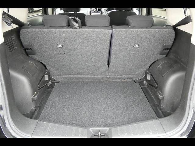 Nissan NOTE 2015-06 9901-11
