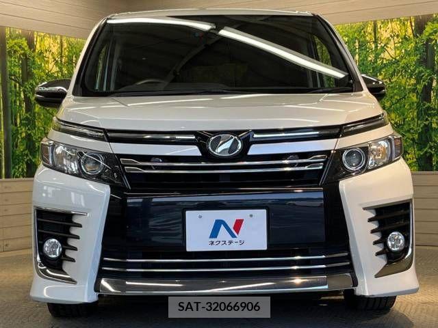 Toyota VOXY 2014-08 321407-15