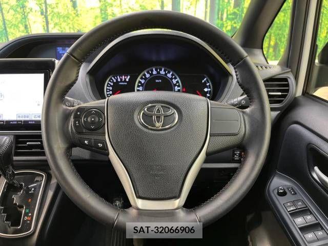 Toyota VOXY 2014-08 321407-12