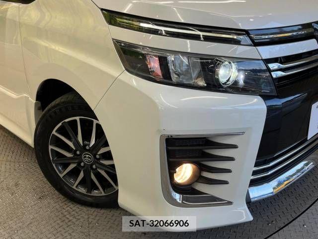 Toyota VOXY 2014-08 321407-13