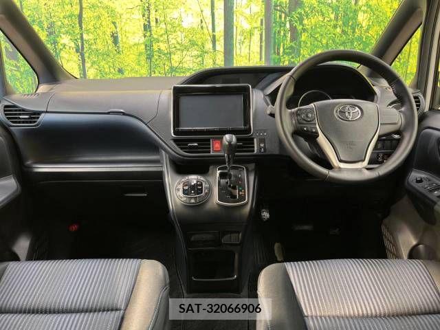 Toyota VOXY 2014-08 321407-1