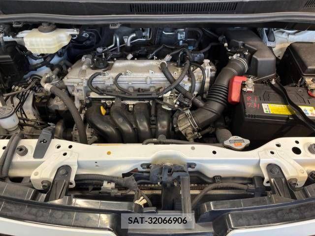 Toyota VOXY 2014-08 321407-19