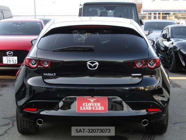 Mazda MAZDA3 2021-01 221257-5
