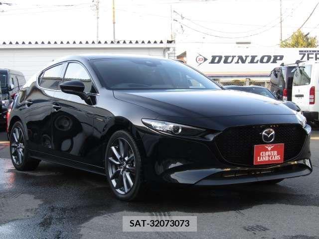 Mazda MAZDA3 2021-01 221257-2
