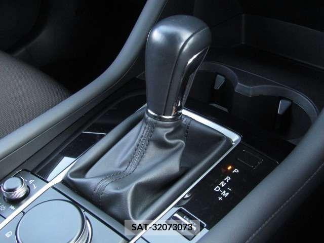 Mazda MAZDA3 2021-01 221257-10