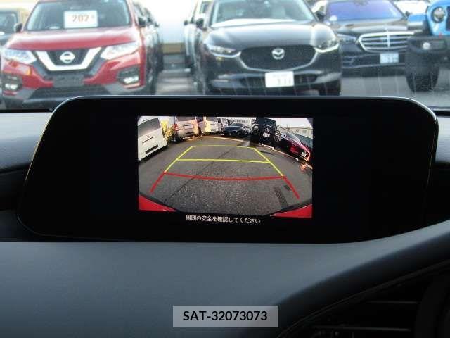 Mazda MAZDA3 2021-01 221257-8