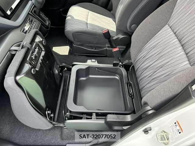 Suzuki SOLIO 2023-03 311423-3