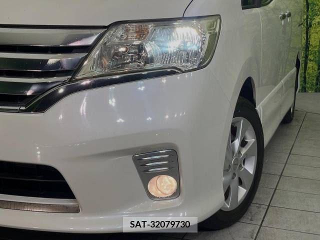 Nissan SERENA 2011-08 367641-13