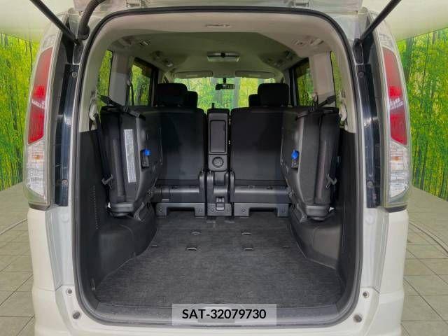 Nissan SERENA 2011-08 367641-12
