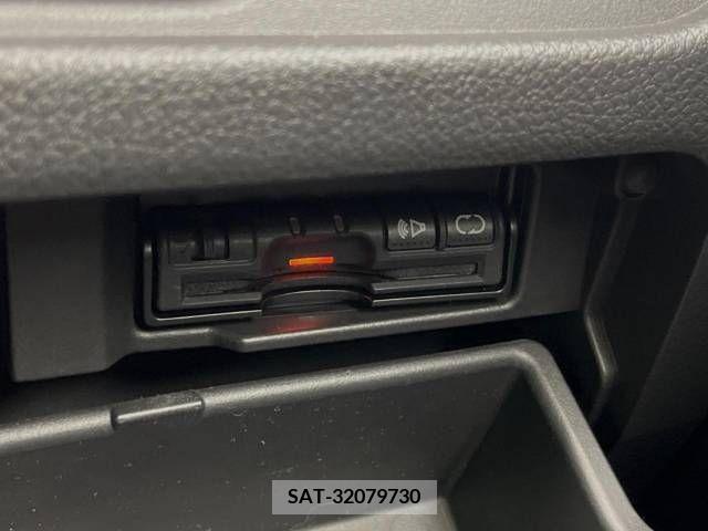 Nissan SERENA 2011-08 367641-7