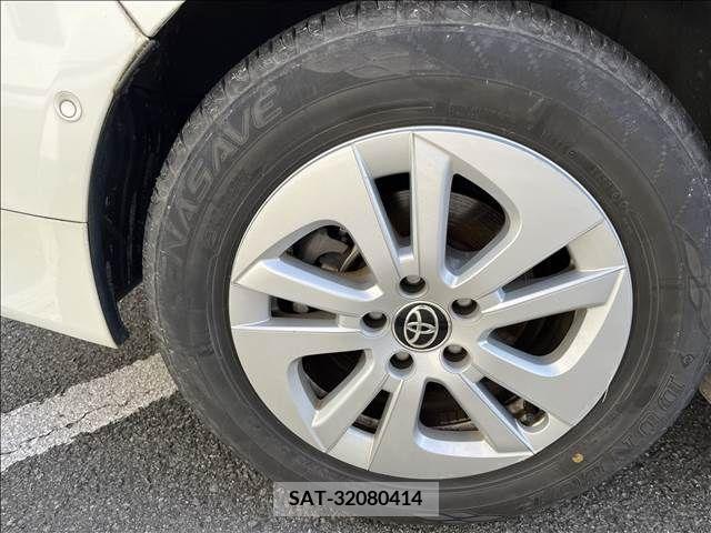 Toyota PRIUS 2016-08 281823-17