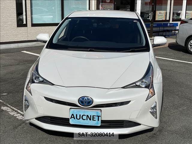 Toyota PRIUS 2016-08 281823-3